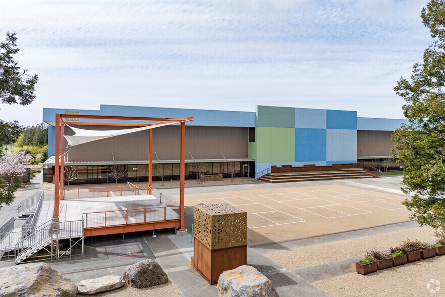 More Photos Of 1400-1500 Valley House Dr, Rohnert Park Unknown For Lease