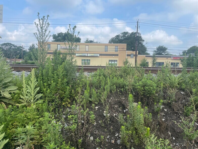 More Photos Of 11607 Maryland Ave, Beltsville Warehouse For Sale