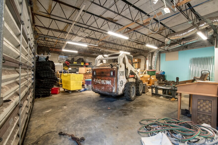 More Photos Of 3071 NW 64th Ave, Sunrise Warehouse For Sale