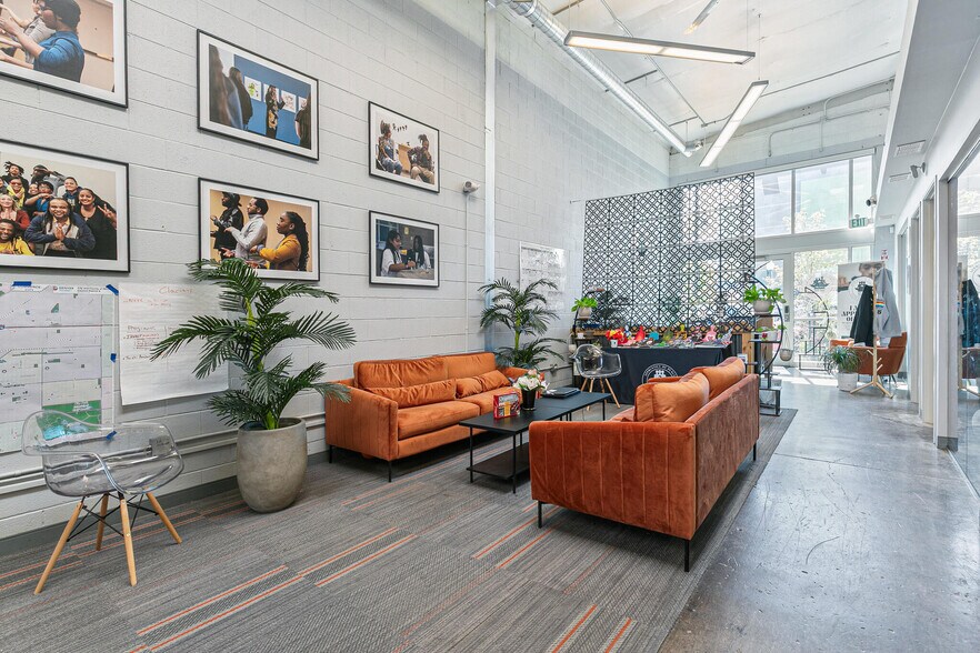 More Photos Of 2245 Curtis St, Denver Loft Creative Space For Lease