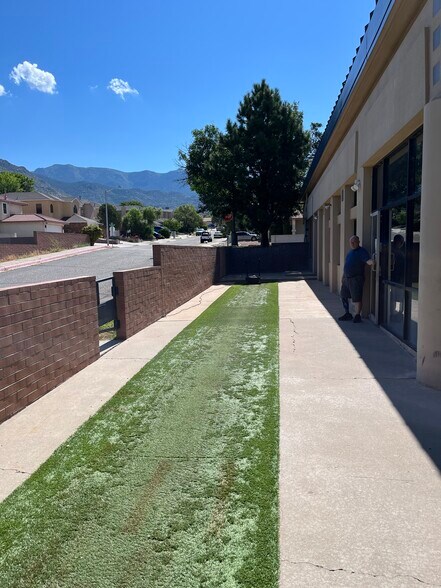 More Photos Of 1530-1540 Tramway Blvd NE, Albuquerque Storefront Retail Office For Sale