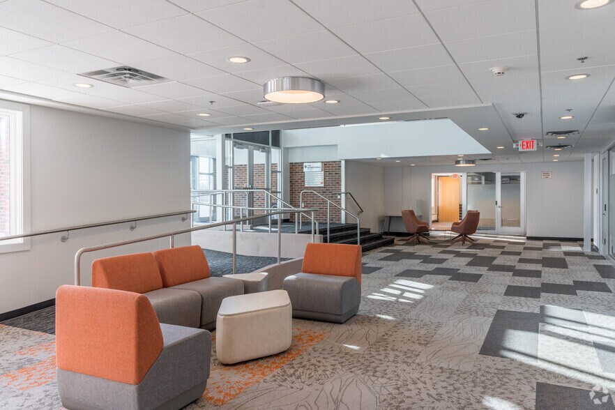 More Photos Of 2361 W Highway 36, Roseville Unknown For Lease