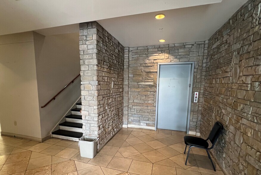 More Photos Of 508 Adams St, Fort Worth Medical For Lease