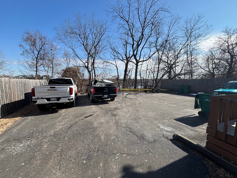 More Photos Of 30 N Broadway St, Joliet Multifamily For Sale