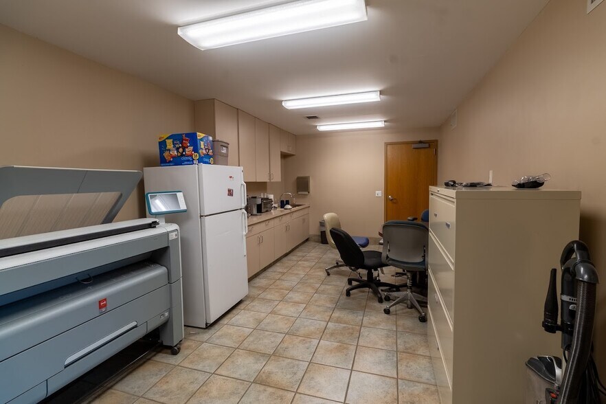 More Photos Of 4051 Chicago Dr SW, Grandville Freestanding For Lease