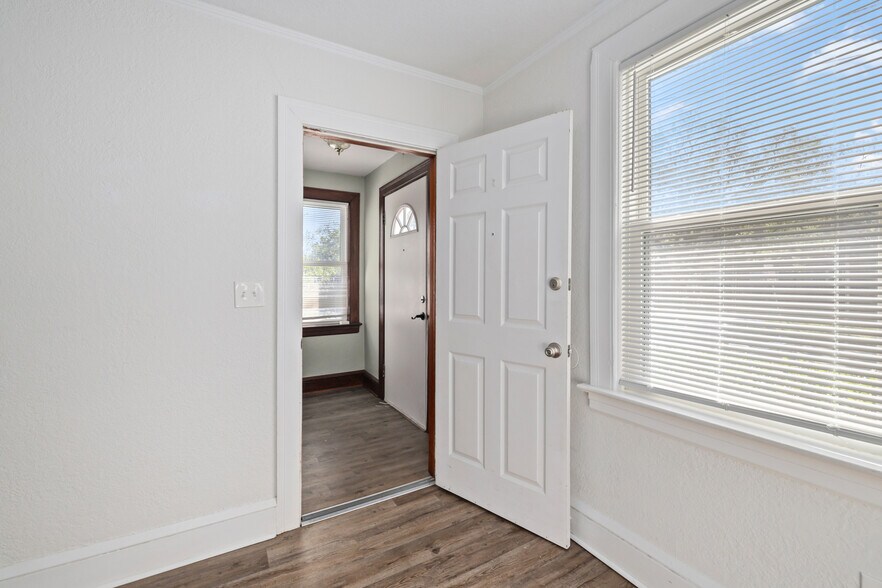 More Photos Of 817 Cedar St, Jacksonville Apartments For Sale