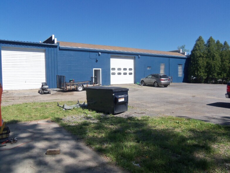 More Photos Of 7544 Rt-31, Lyons Auto Repair For Sale