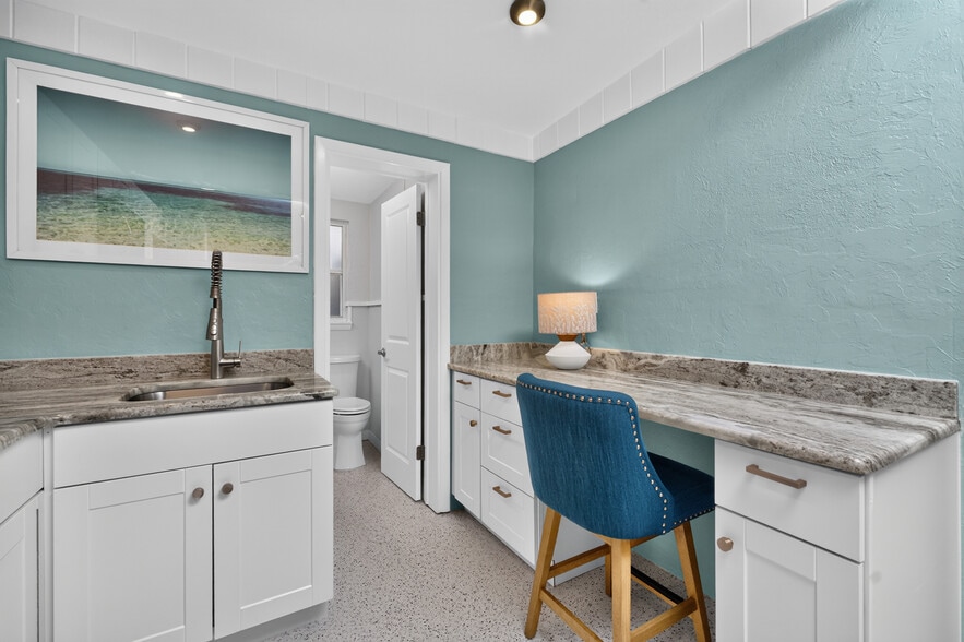 More Photos Of 1130 Gulf Blvd, Englewood Apartments For Sale