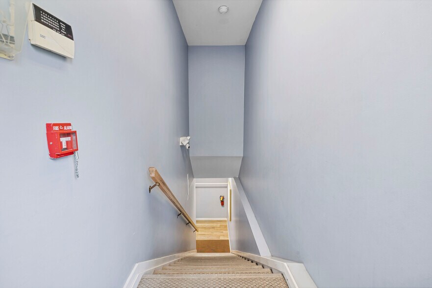 More Photos Of 295 W Route 59, Spring Valley Office Residential For Sale