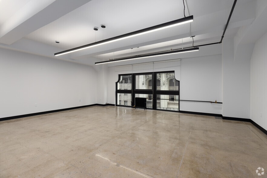More Photos Of 225 Broadway, New York Office For Lease