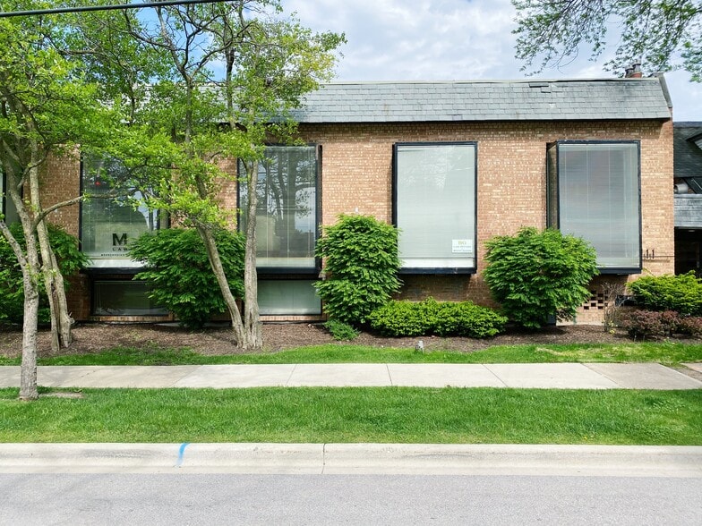 More Photos Of 111 North Ave, Barrington Office Residential For Lease