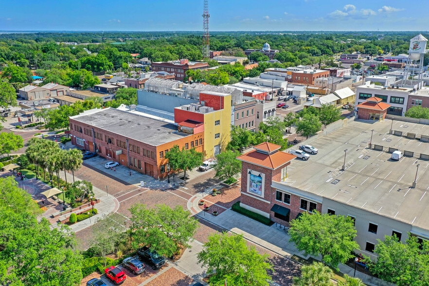 More Photos Of 162 W Plant St, Winter Garden General Retail For Lease