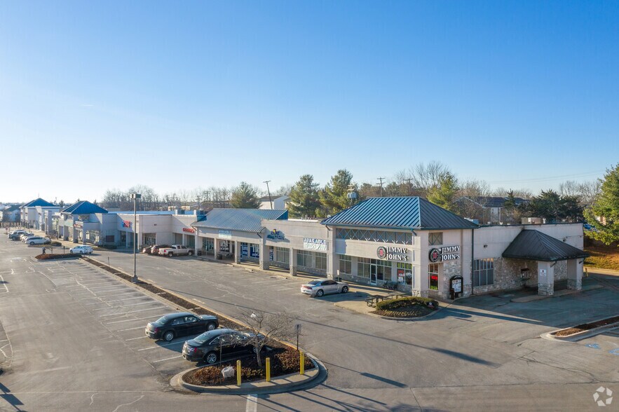 More Photos Of 3130 Maple Leaf Dr, Lexington General Retail For Lease