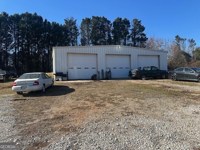 More Photos Of 362 & 370 AERODROME way, Griffin Land For Sale