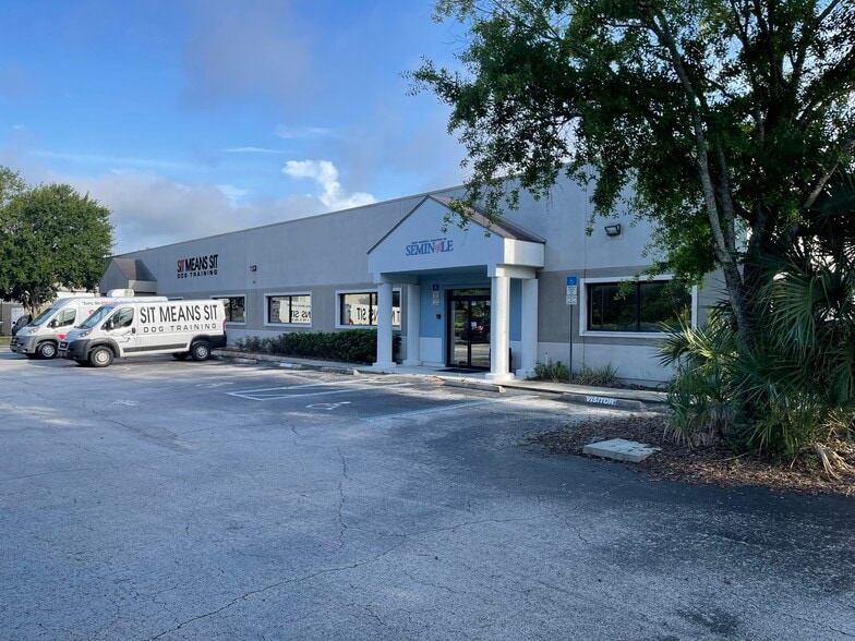 More Photos Of 280 Hunt Park Cv, Longwood Light Distribution For Lease