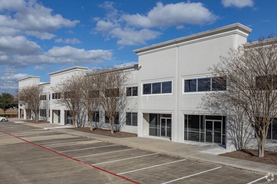 More Photos Of 12300 Dairy Ashford Rd, Sugar Land Unknown For Lease