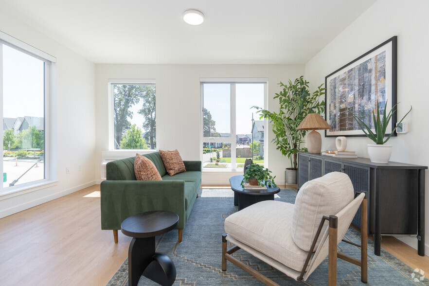 More Photos Of 3405 SE Reed Dr, Hillsboro Apartments For Lease