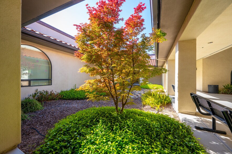 More Photos Of 325 Posada Ln, Templeton Healthcare For Lease