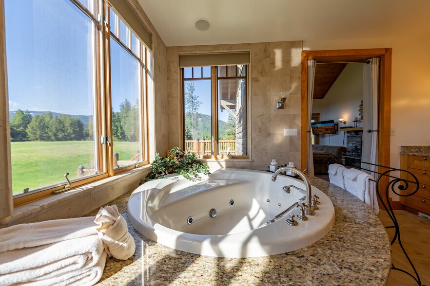 More Photos Of 135 Squire Ln S, Trout Creek Hospitality For Sale