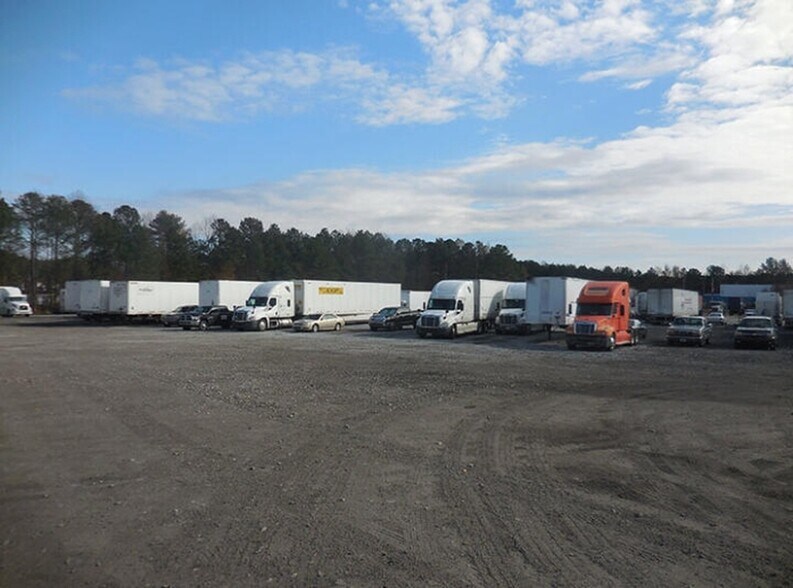 More Photos Of Olympic Drive, Edison Land For Lease