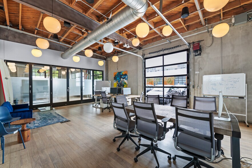 More Photos Of 4095-4115 Redwood Ave, Marina Del Rey Loft Creative Space For Lease