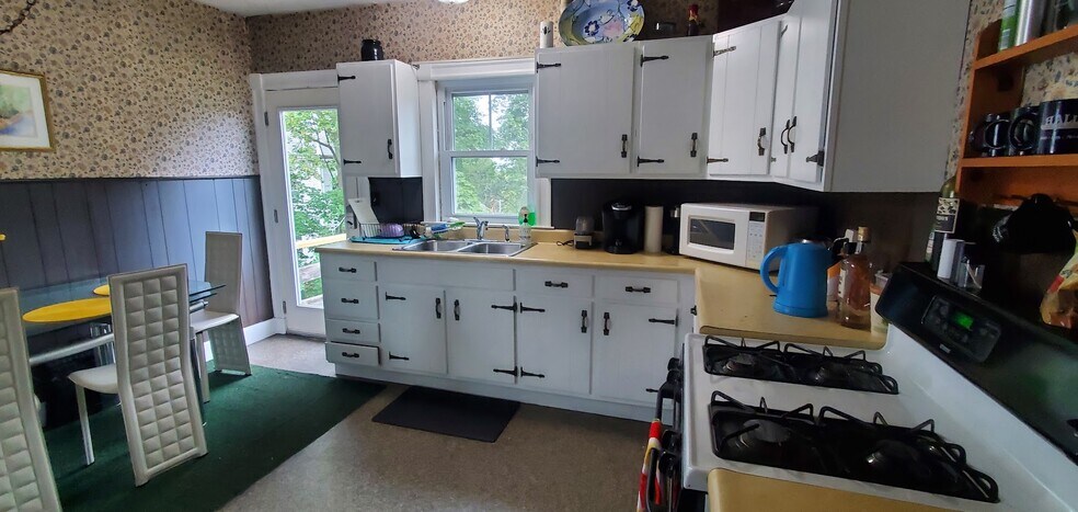 More Photos Of 140 Grand View Ave, Quincy Apartments For Sale