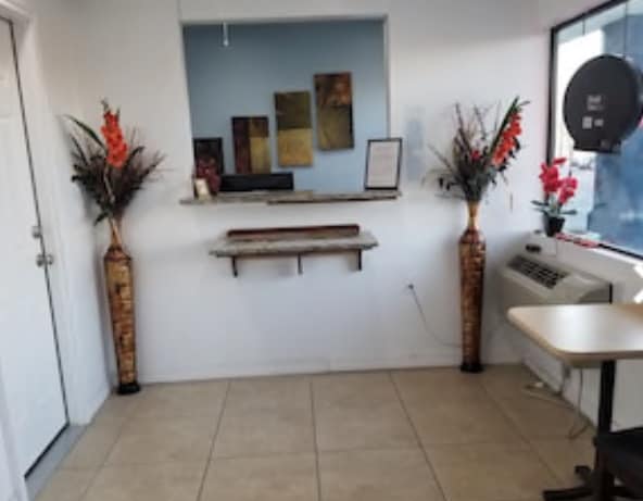 More Photos Of 1021 S Garnett Rd, Tulsa Hotel For Sale