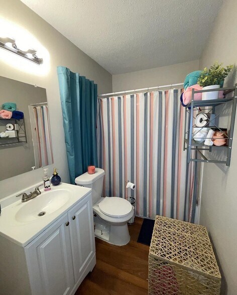 More Photos Of 1695 Ontario Ave, Memphis Apartments For Sale