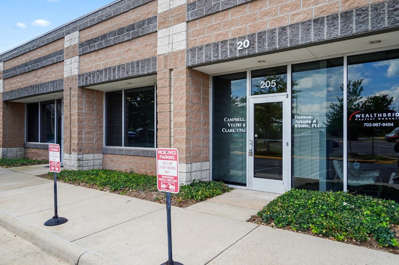 More Photos Of 4437 Brookfield Corporate Dr, Chantilly Medical For Sale