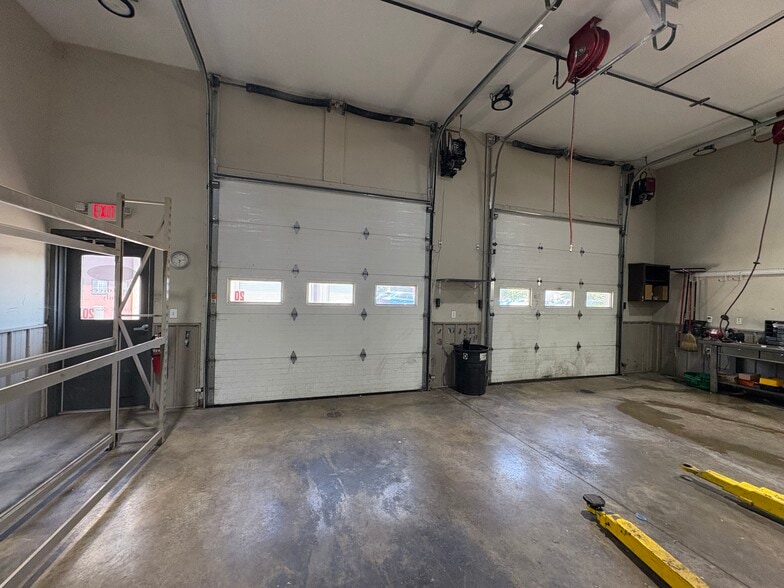 More Photos Of 2306 IFCU way, Lafayette Auto Dealership For Sale