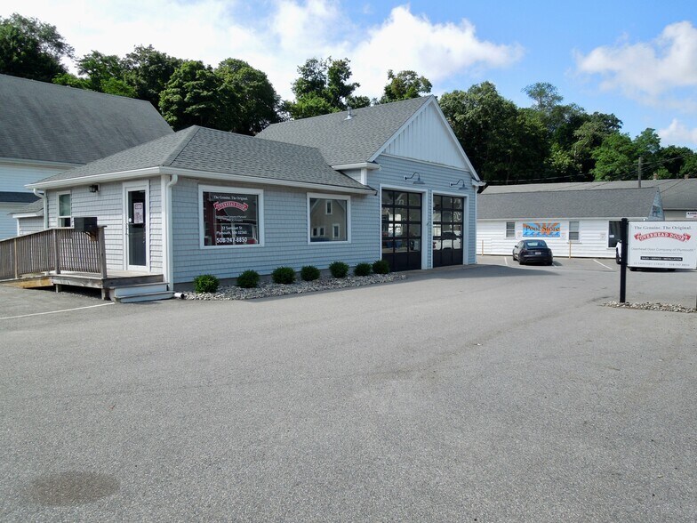 More Photos Of 32 Samoset St, Plymouth Storefront Retail Office For Lease