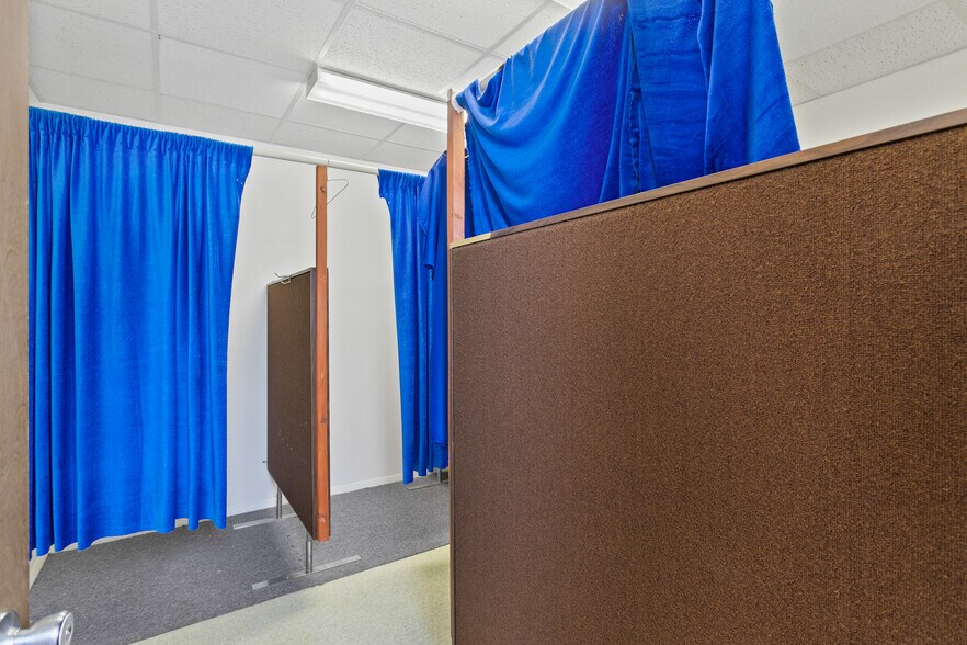 More Photos Of 3601 E Moody Blvd, Bunnell Religious Facility For Sale