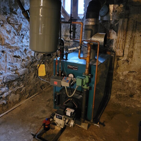 More Photos Of 5319 Route 9W, Newburgh Funeral Home For Sale