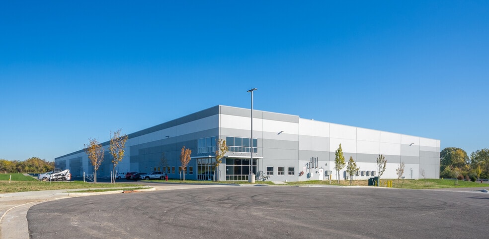 Primary Photo Of 392-488 Outerbelt St, Columbus Warehouse For Lease