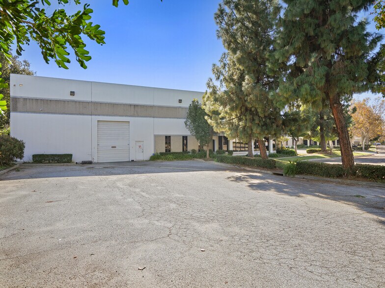 More Photos Of 970 Brighton Ct, San Dimas Distribution For Sale