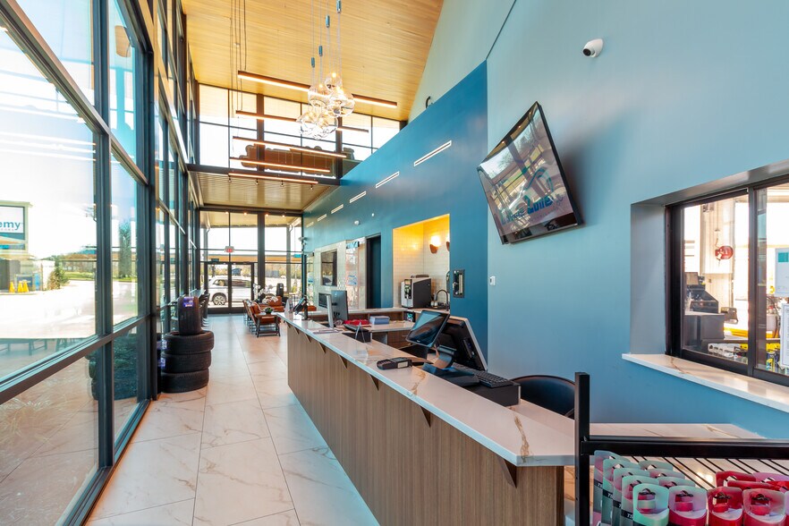 More Photos Of 5243 Naaman Forest Blvd, Garland Carwash For Sale