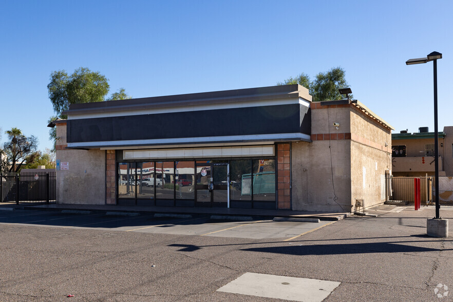 Primary Photo Of 2401 E McDowell Rd, Phoenix Service Station For Lease