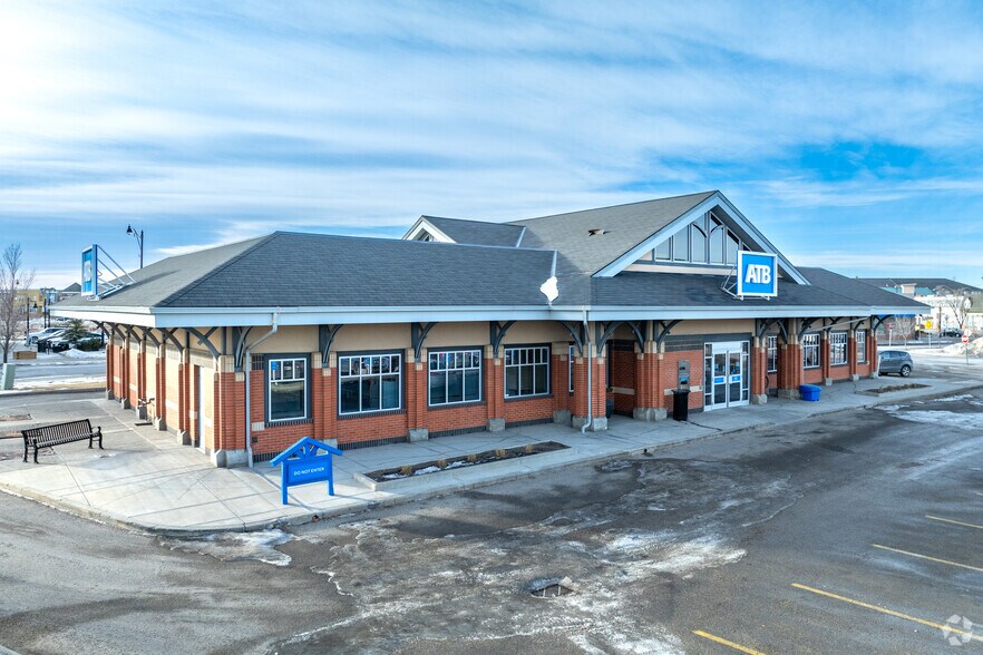 More Photos Of 20 Mckenzie Towne Ave SE, Calgary Unknown For Lease