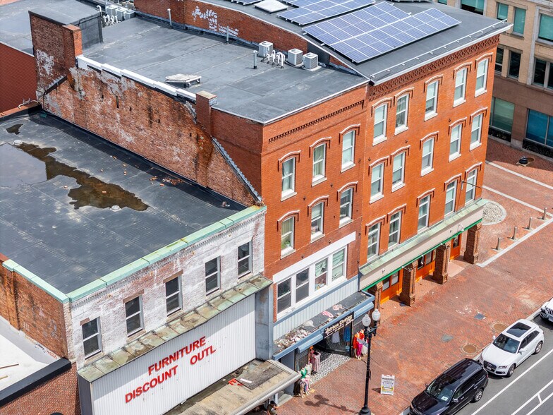 More Photos Of 265 Essex St, Lawrence Apartments For Sale