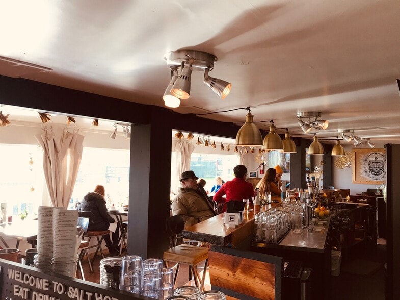 More Photos Of 147 Howerton Ave, Ilwaco Hotel For Sale