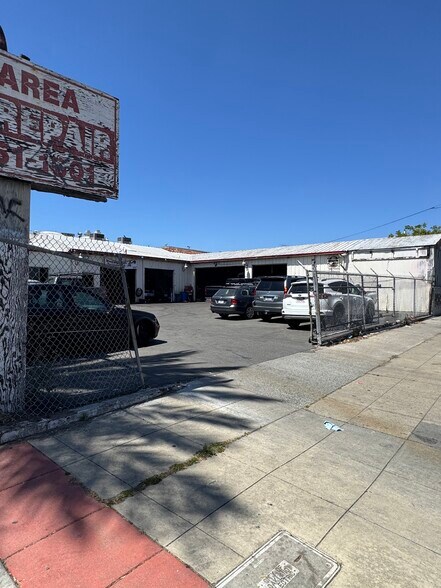 More Photos Of 550 E 12th St, Oakland Auto Repair For Sale