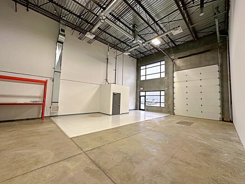 More Photos Of 400 Mackenzie Blvd, Fort McMurray Flex For Sale