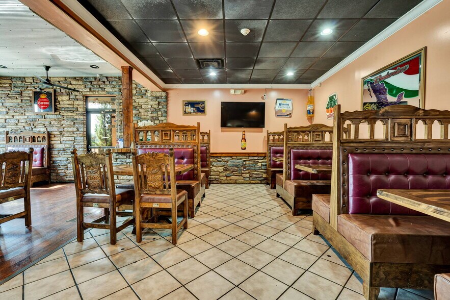 More Photos Of 2311 Chattanooga Rd, Dalton Freestanding For Sale