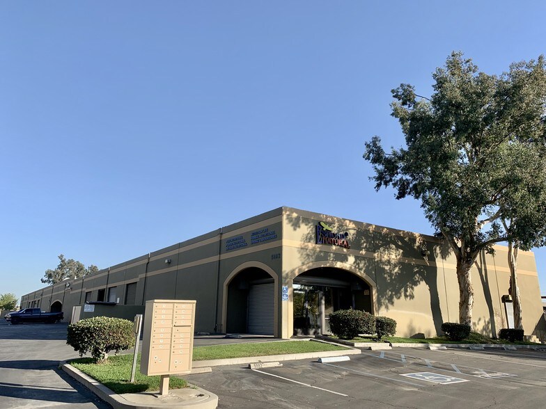 More Photos Of 5102-5108 Azusa Canyon Rd, Irwindale Unknown For Lease