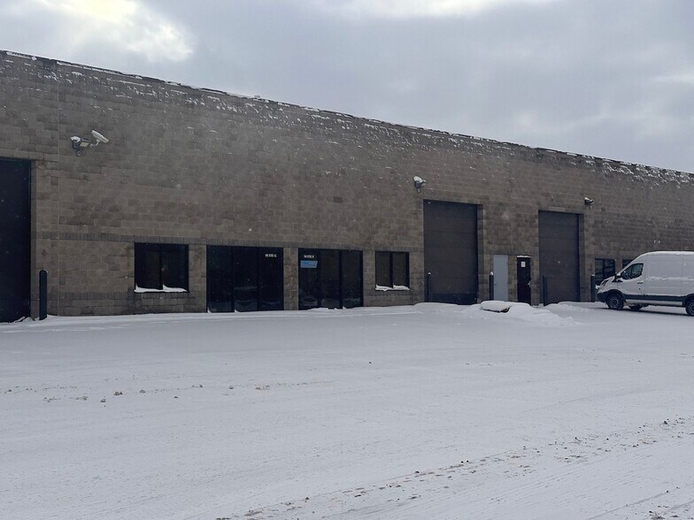 More Photos Of 3408 Busch Dr SW, Grandville Manufacturing For Sale