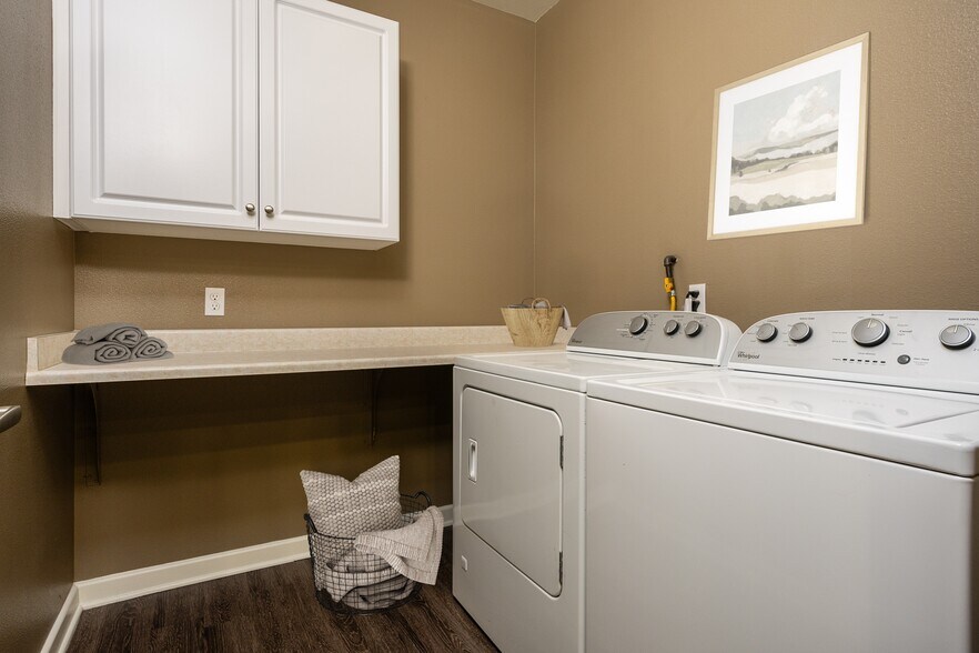 More Photos Of 2855 Foothill Blvd, La Verne Apartments For Lease