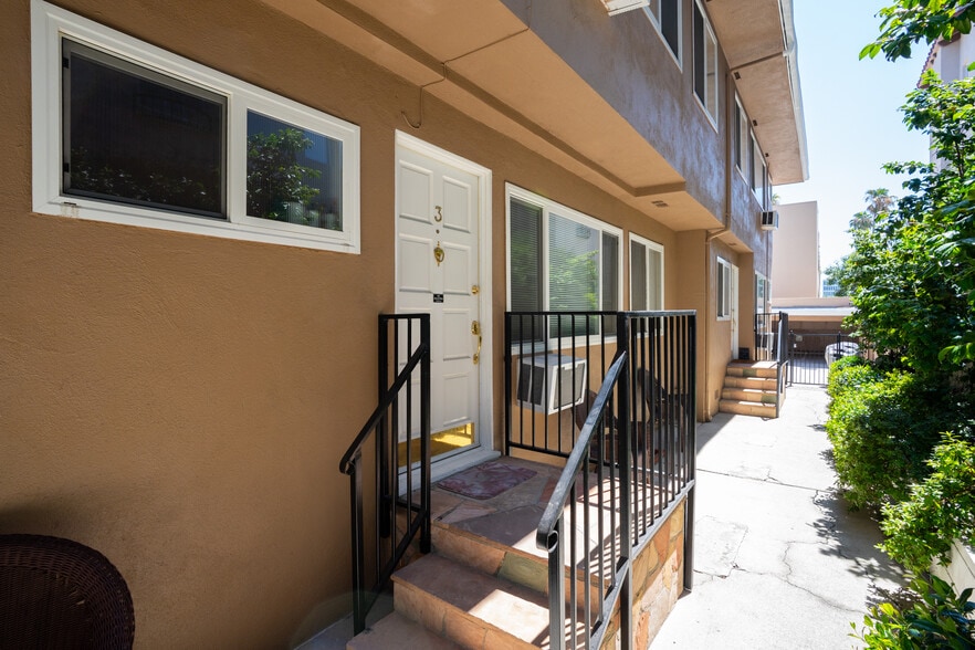 More Photos Of 200 S Madison Ave, Pasadena Apartments For Sale
