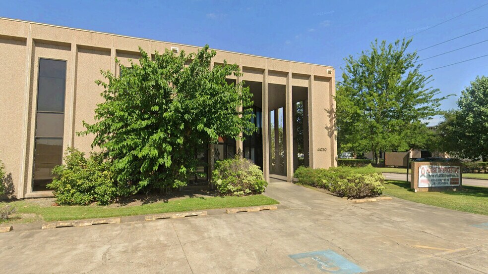 More Photos Of 4030 Bluebonnet Dr, Stafford Distribution For Sale