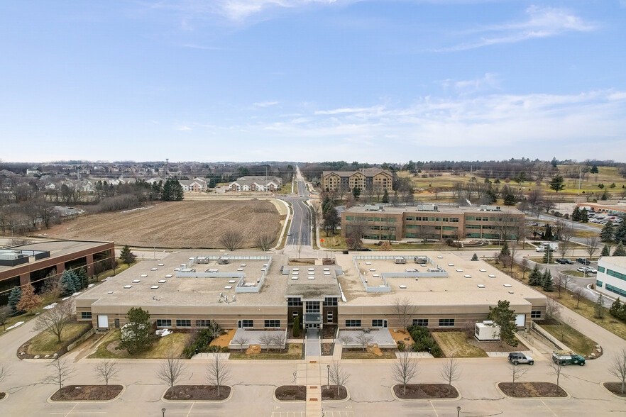 More Photos Of 8310 Excelsior Dr, Madison Unknown For Lease