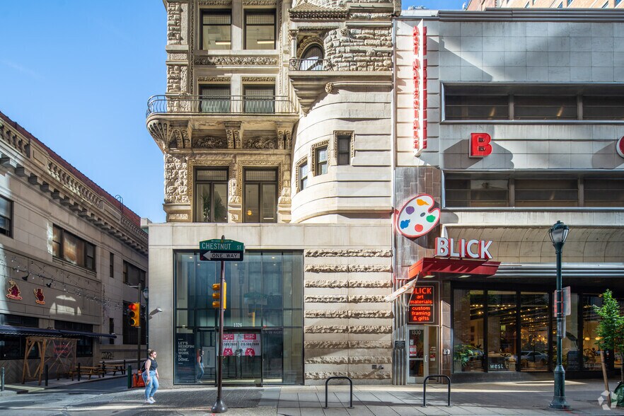 More Photos Of 100 S Juniper St, Philadelphia Coworking Space